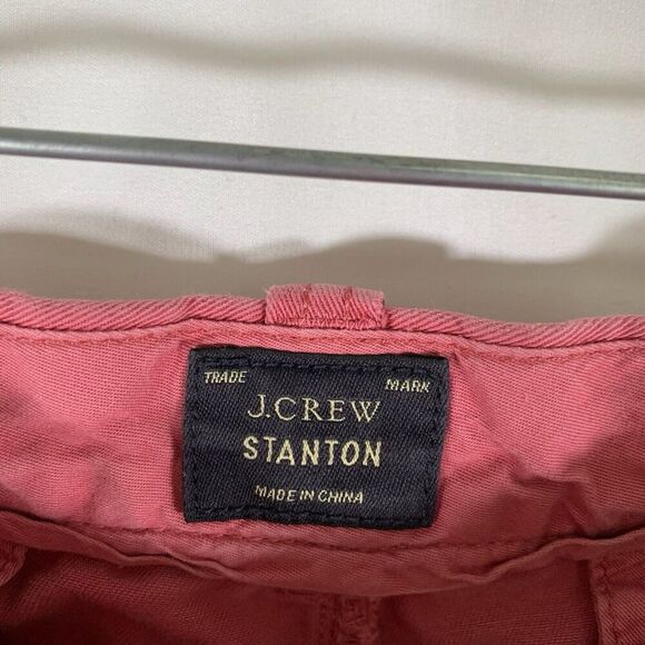 J. Crew Stanton Shorts Men's 34 Solid Red Chino 9" Inseam 100% Cotton - Picture 2 of 7